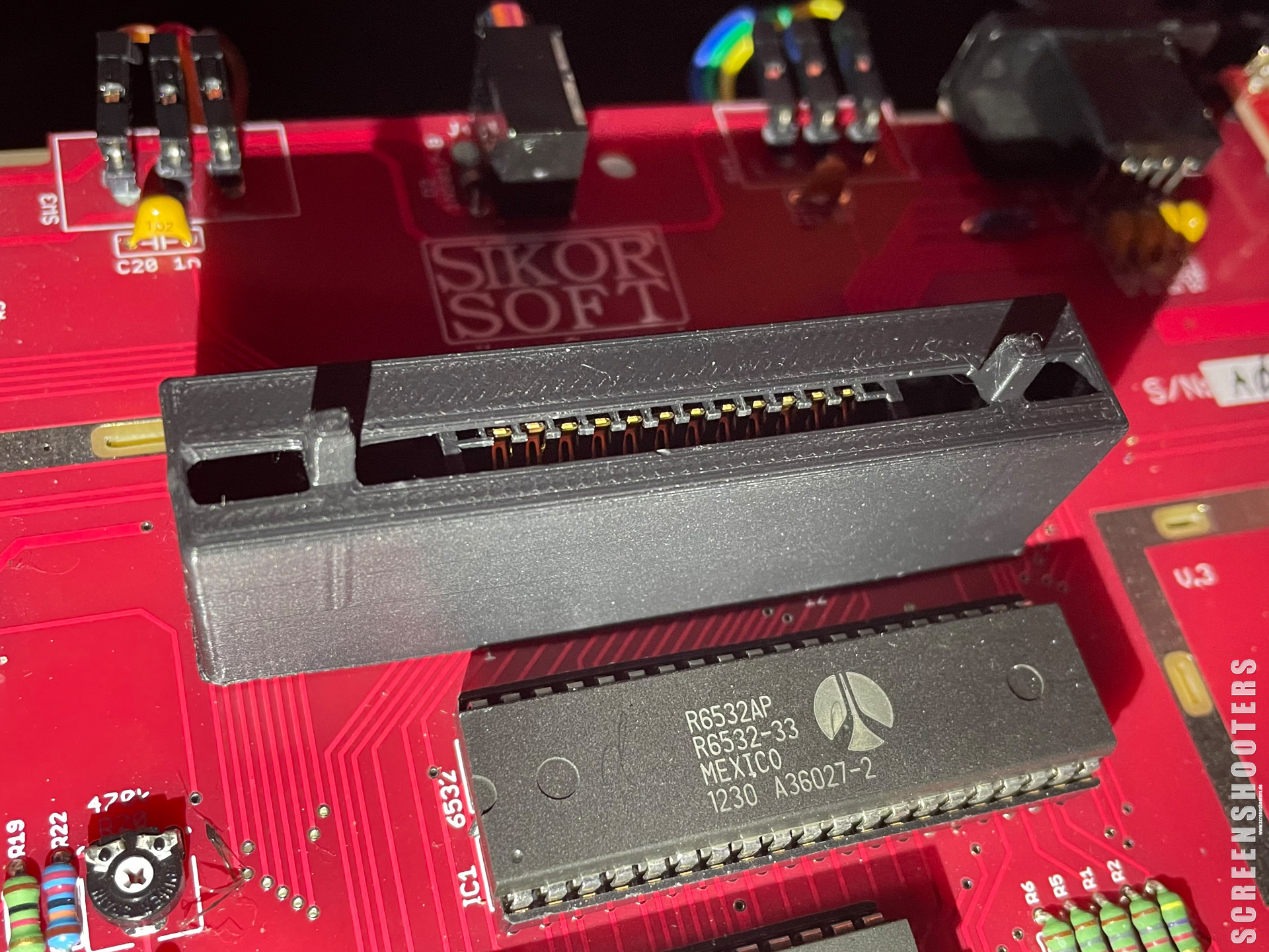 Atari 2600 Cartridge Slot Guide.jpg Atari 2600 Cartridge Slot Guide.jpg
